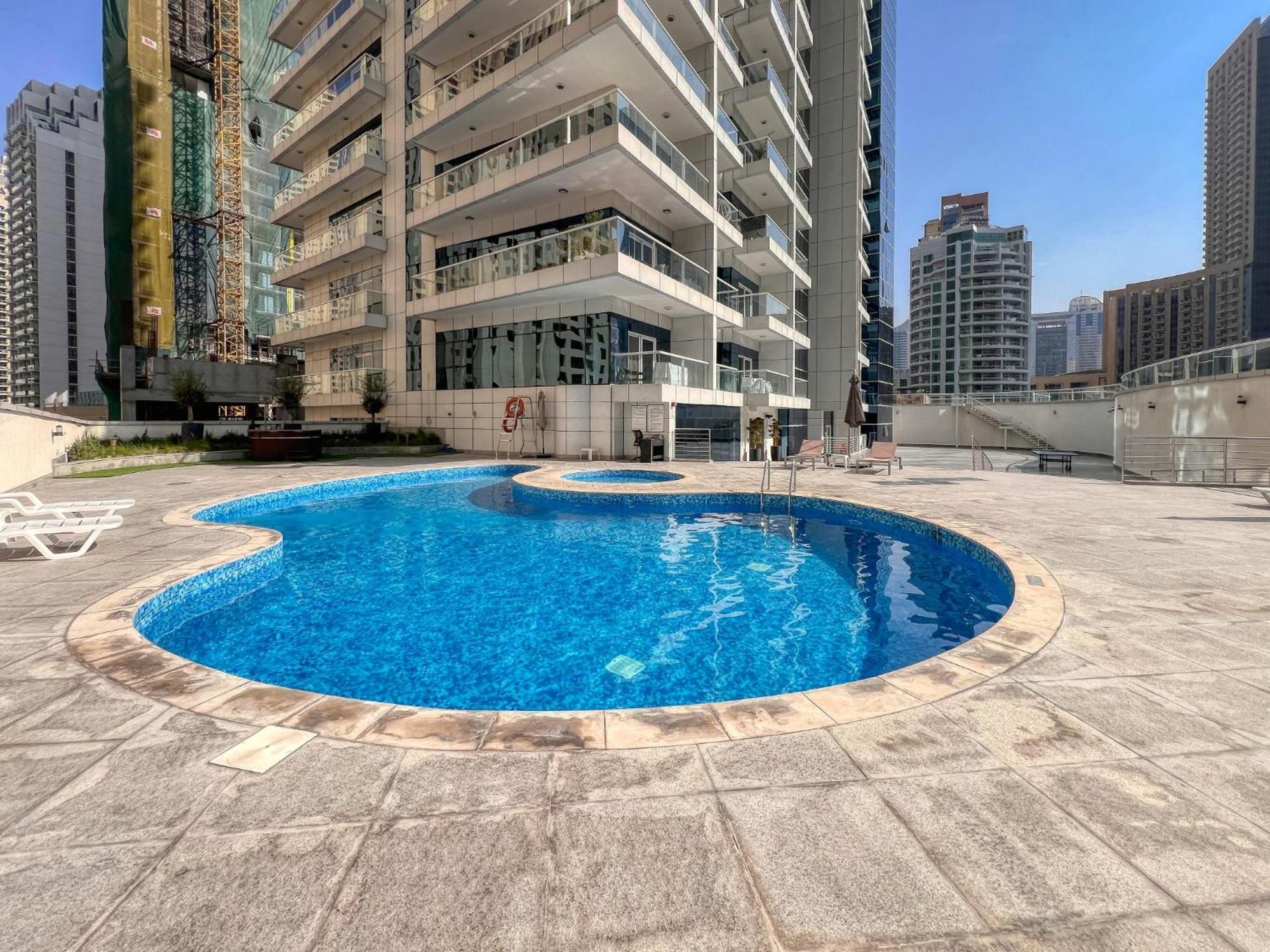 Enticing Space With Marina View Near The Beach! Dubai Exteriör bild